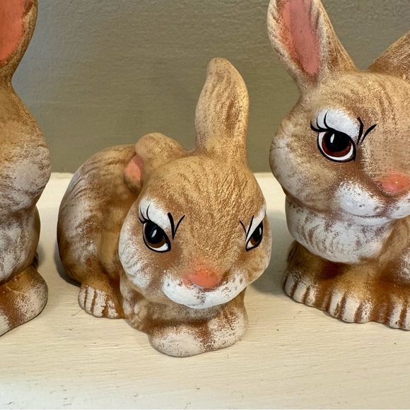 Vintage set of 3 bunny rabbits. Adorable ceramic bunny rabbits with cute faces - Picture 3 of 10
